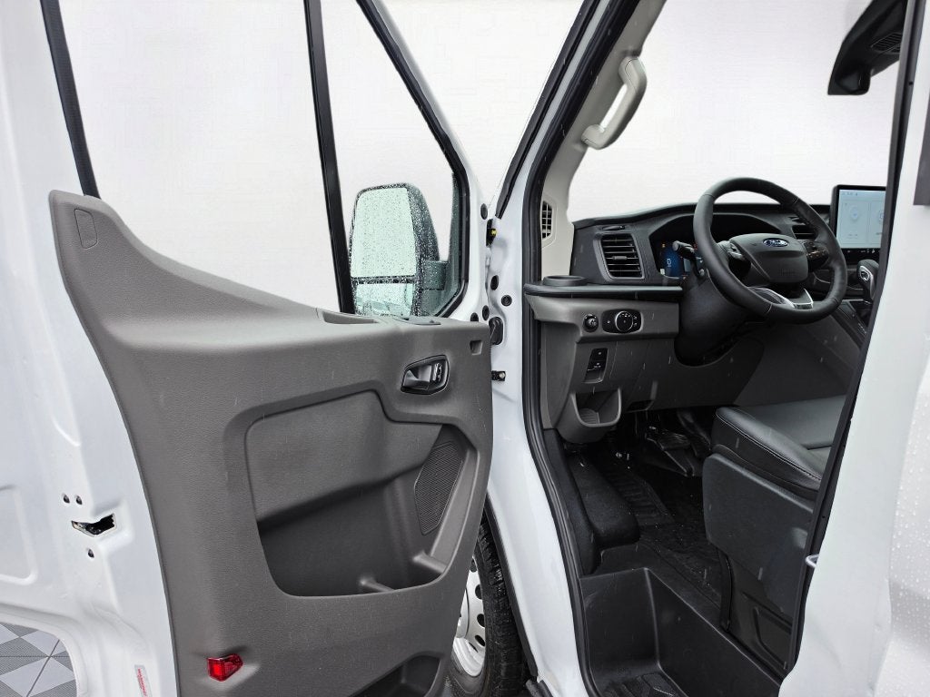 2027 Ford Transit-250 Base