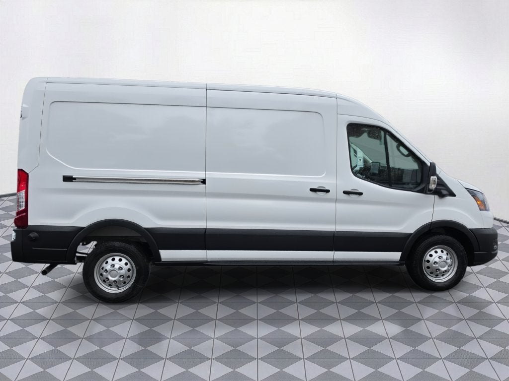 2027 Ford Transit-250 Base