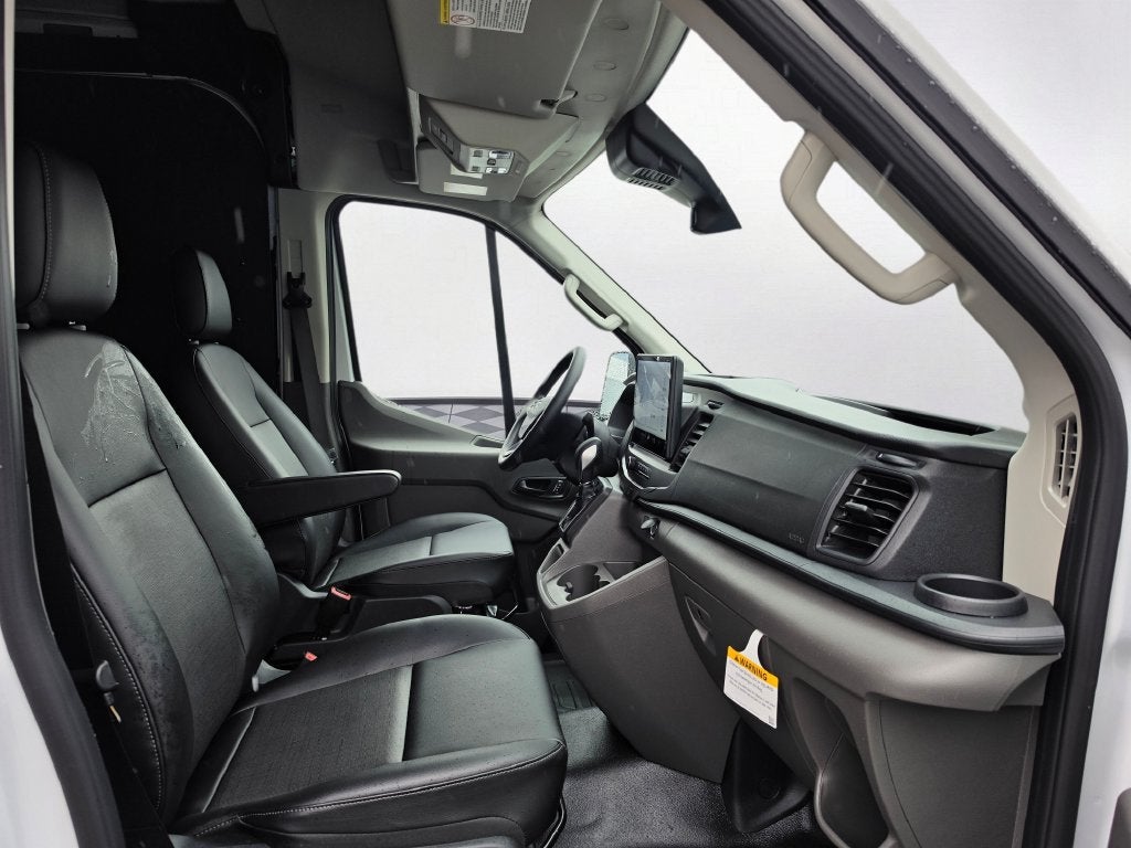 2027 Ford Transit-250 Base