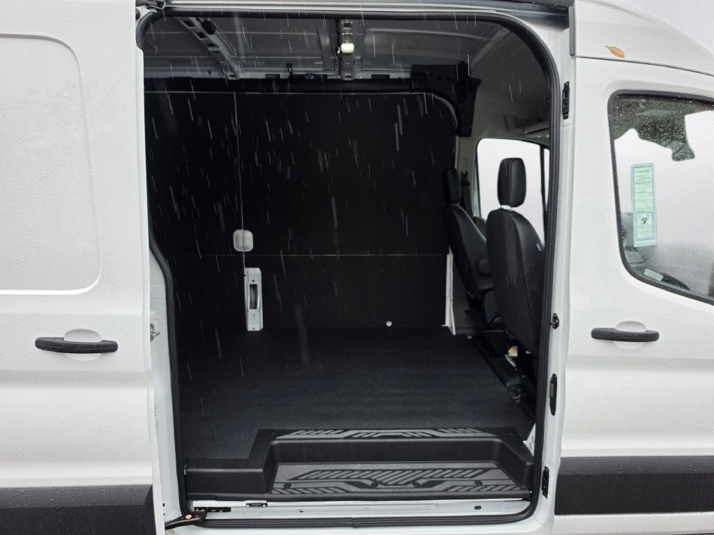 2027 Ford Transit-250 Base
