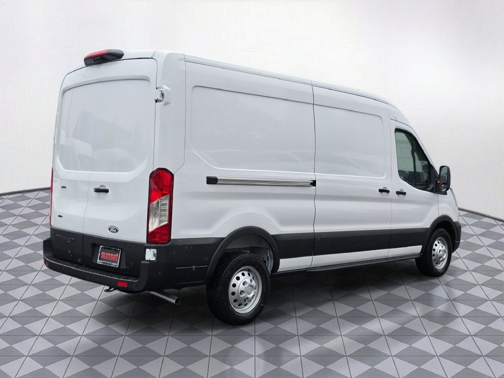 2027 Ford Transit-250 Base