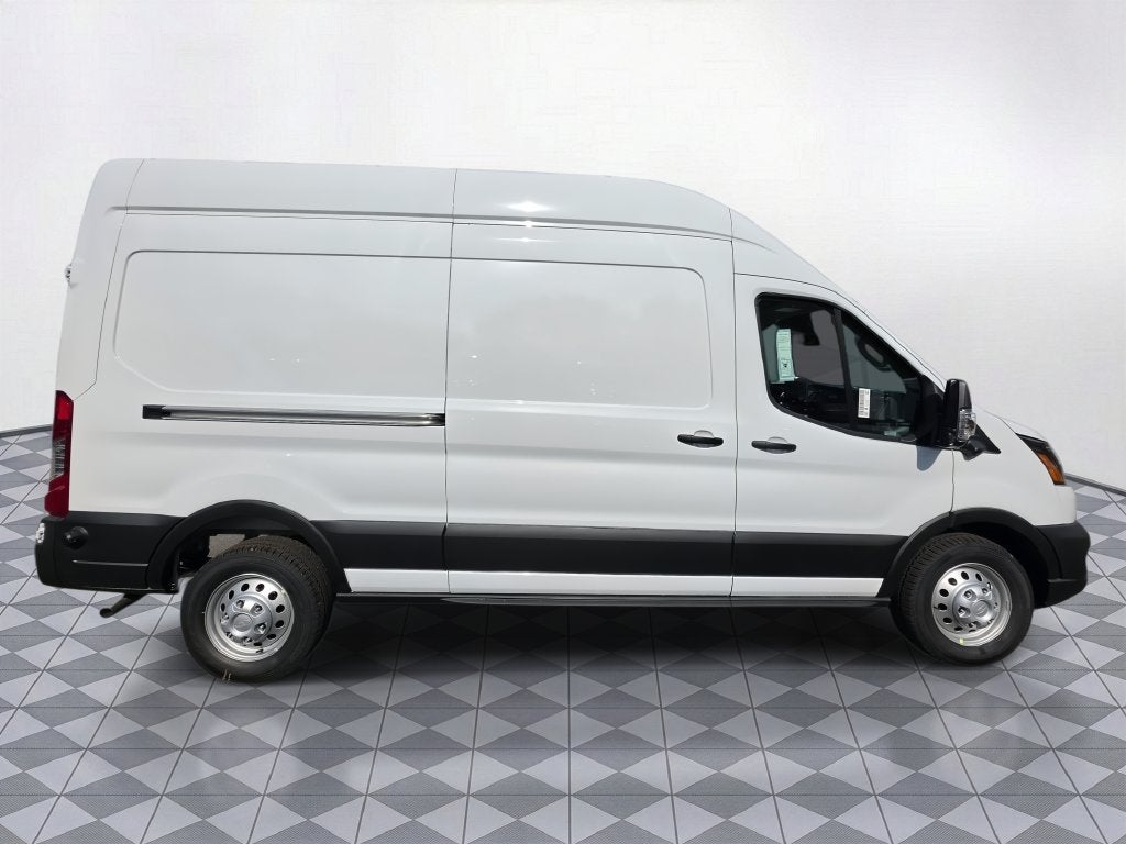 2027 Ford Transit-250 Base