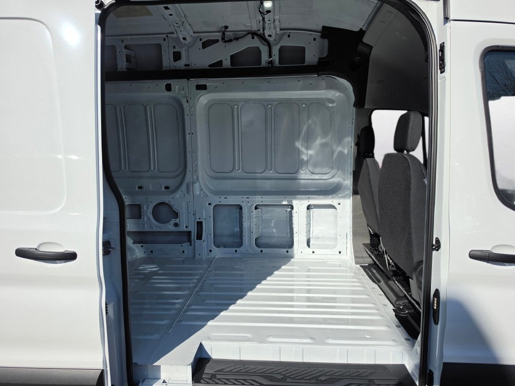 2027 Ford Transit-350 Base
