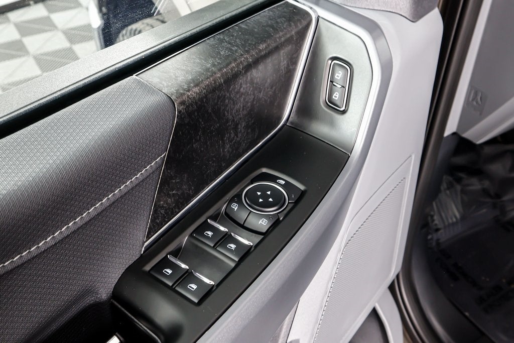 2023 Ford F-150 XLT Short Bed (302A)