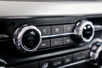 2023 Ford F-150 XLT Short Bed (302A)