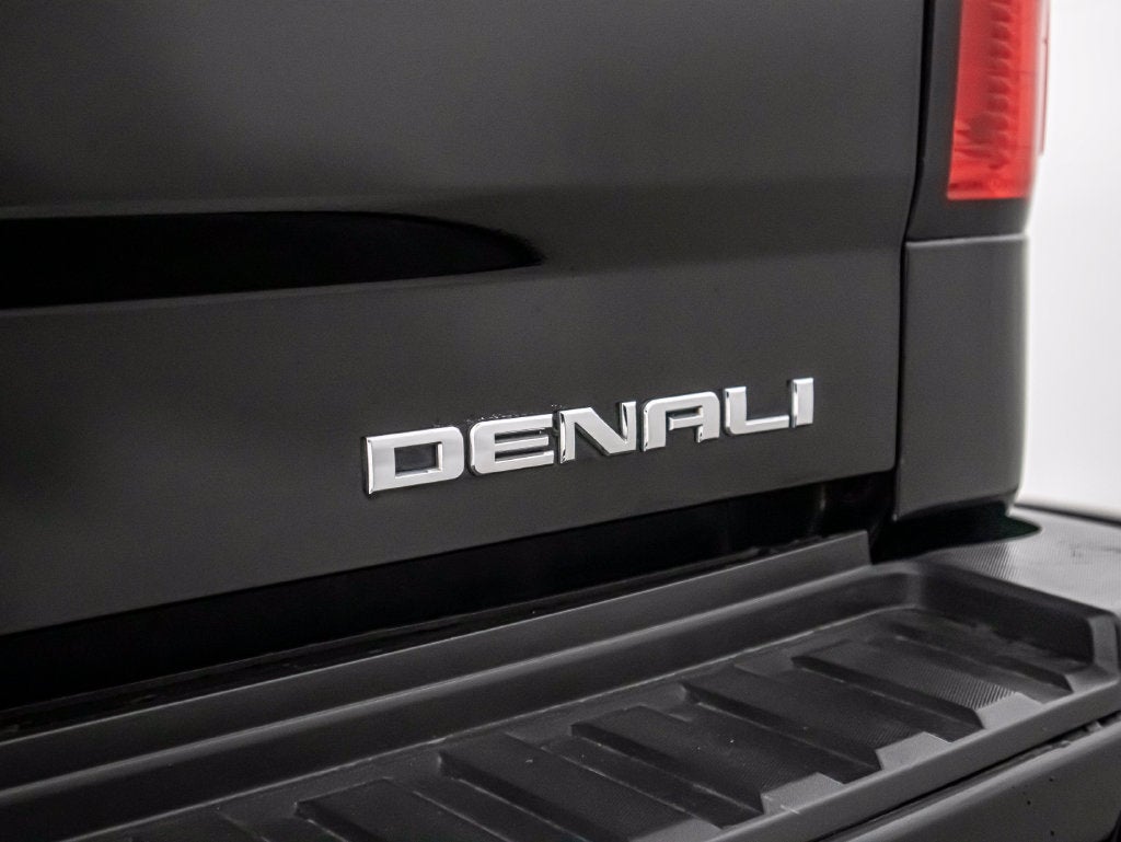2017 GMC Sierra 2500HD Denali