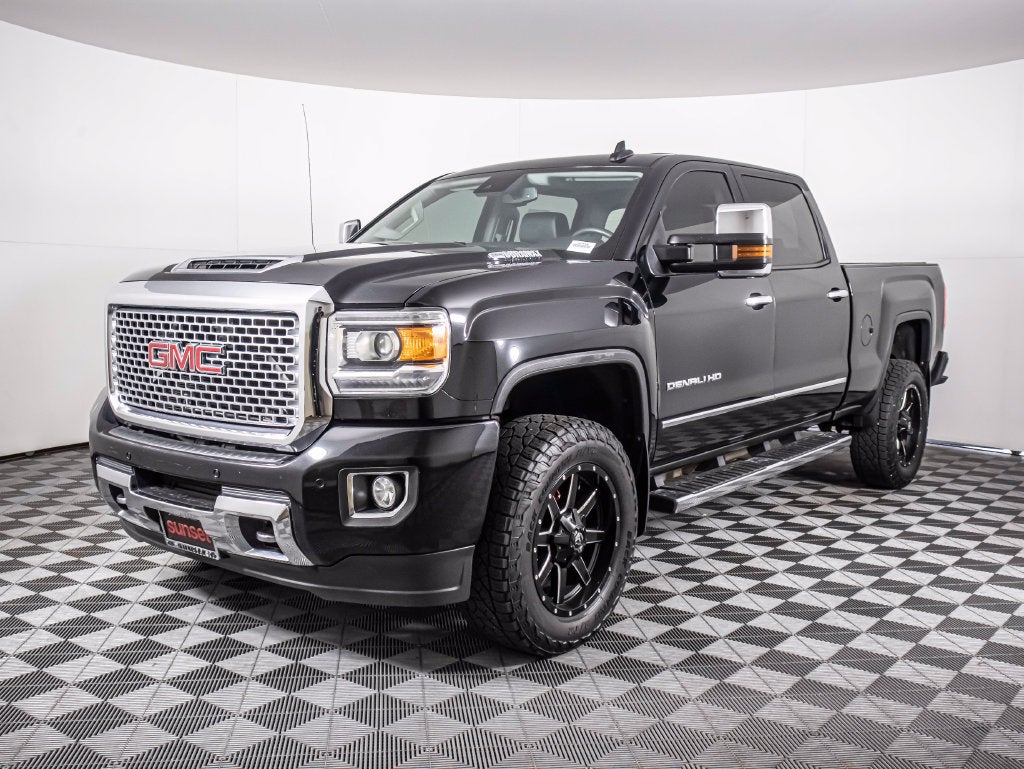 2017 GMC Sierra 2500HD Denali