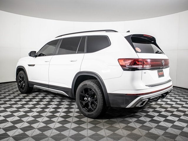 2024 Volkswagen Atlas 2.0T Peak Edition SE w/Technology