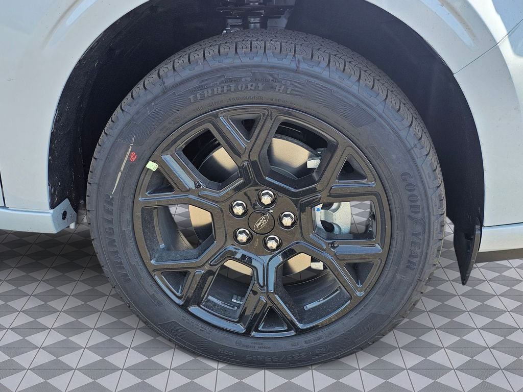 2026 Ford Maverick Lobo Standard