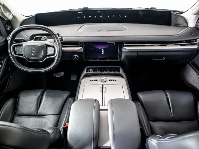 2025 Lincoln Navigator L Reserve