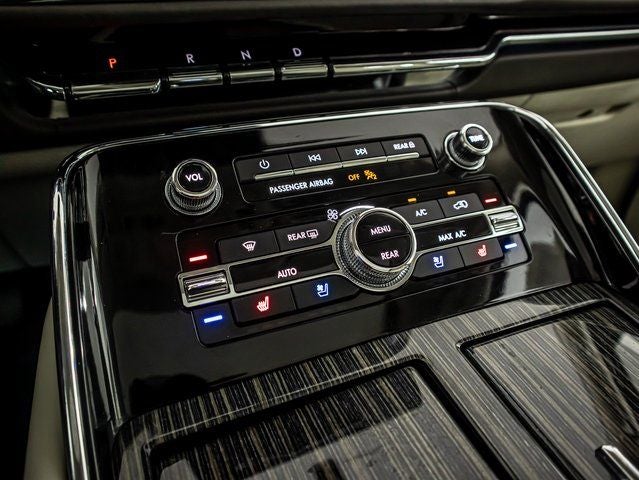 2023 Lincoln Navigator L Black Label