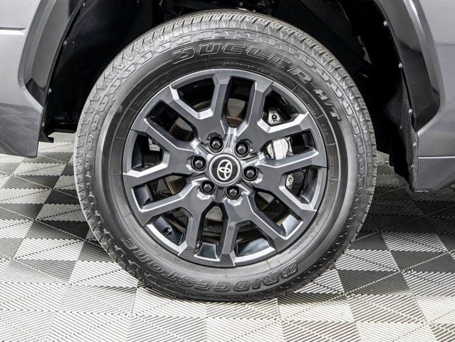 2025 Toyota Tundra Hybrid Platinum