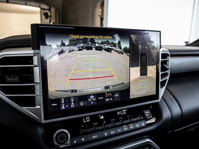 2025 Toyota Tundra Hybrid Platinum