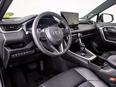 2025 Toyota RAV4 Hybrid XSE