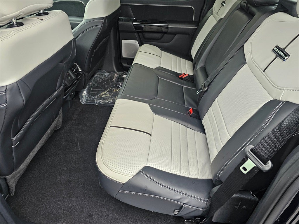 2025 Ford F-150 Lightning Platinum®