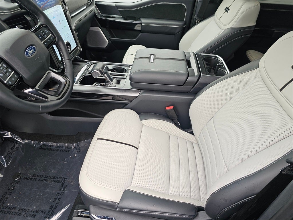 2025 Ford F-150 Lightning Platinum®