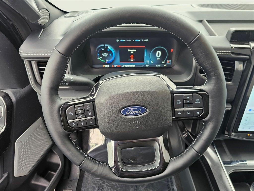 2025 Ford F-150 Lightning Platinum®