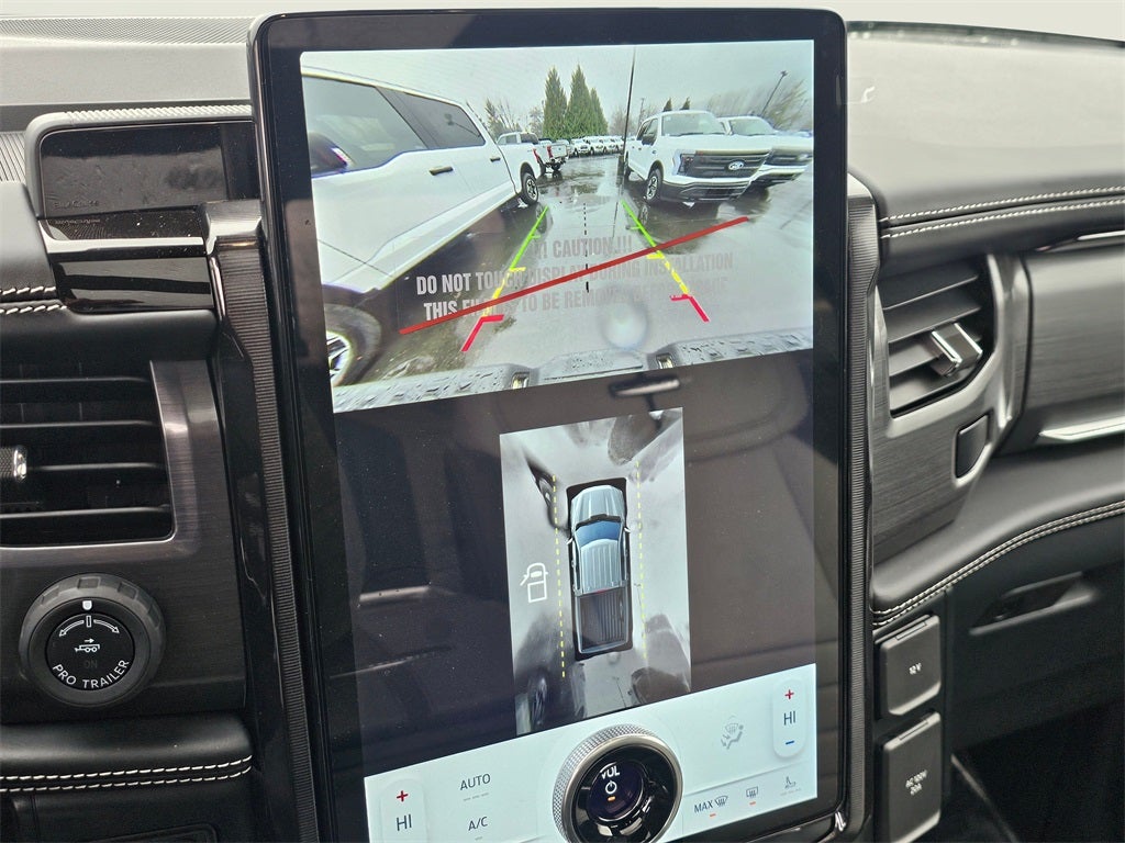 2025 Ford F-150 Lightning Platinum®