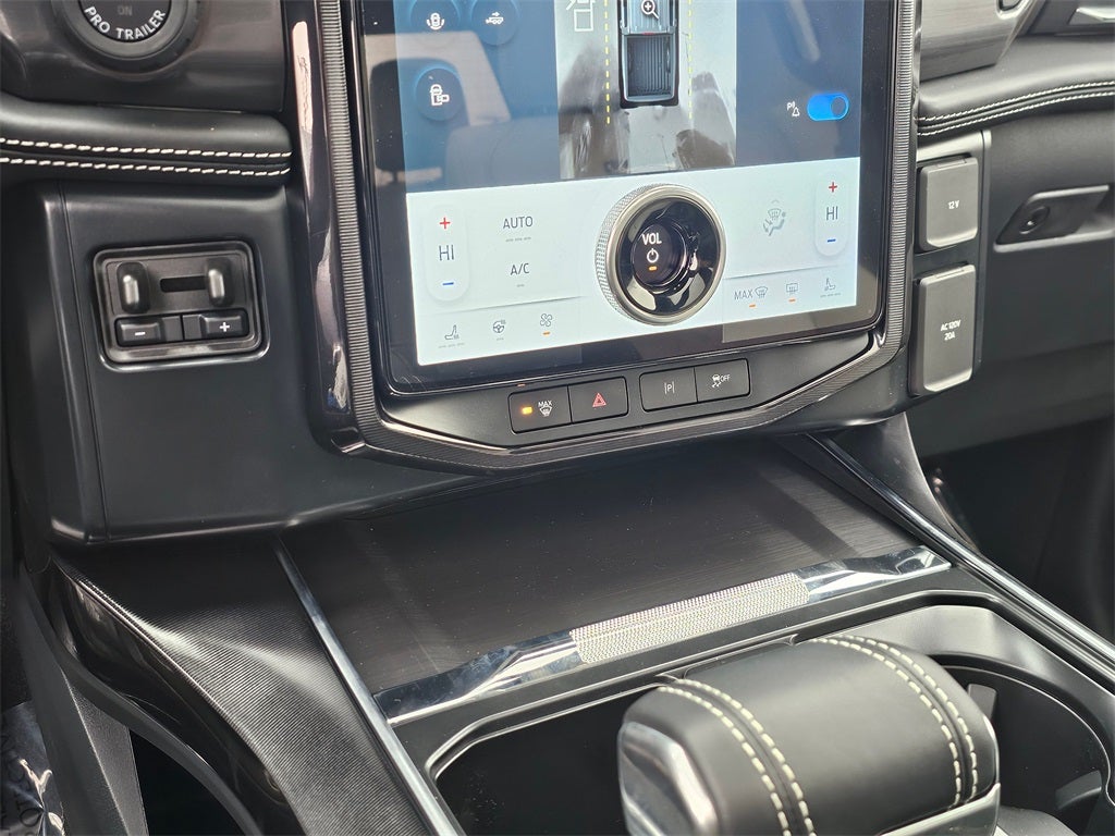 2025 Ford F-150 Lightning Platinum®