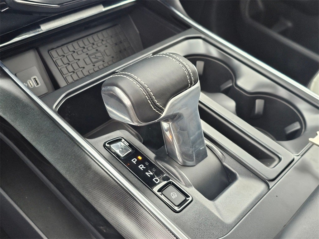 2025 Ford F-150 Lightning Platinum®