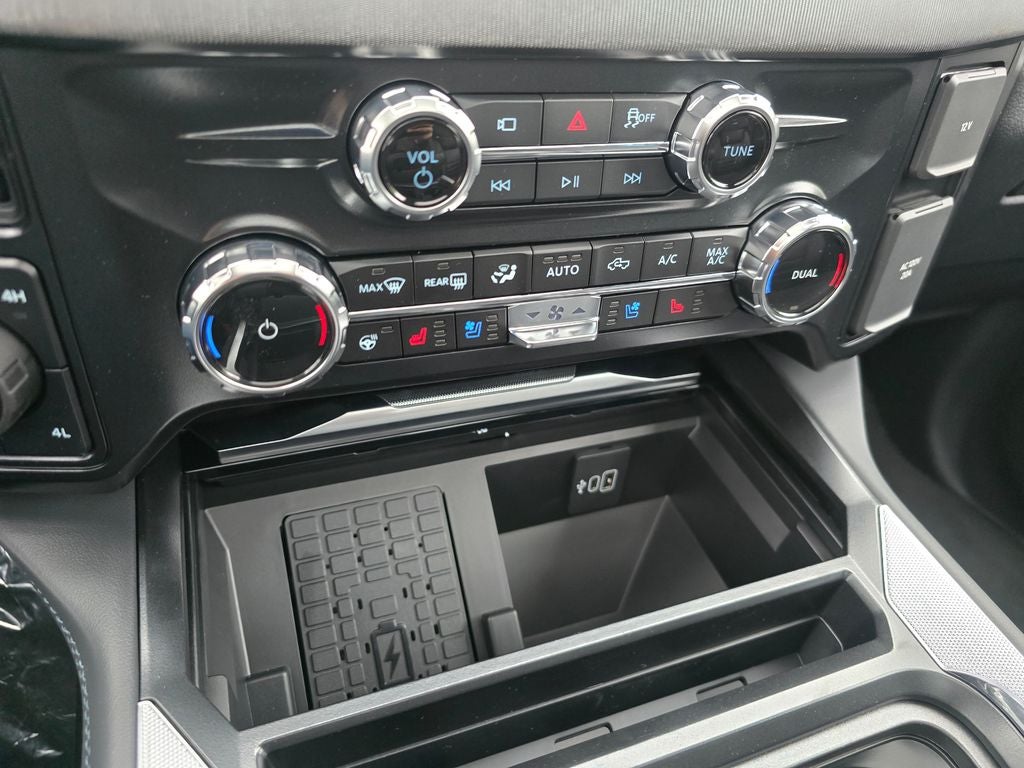 2026 Ford Super Duty F-350® Platinum®
