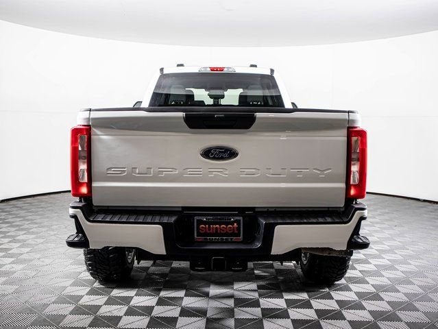 2024 Ford Super Duty F-350 SRW XL