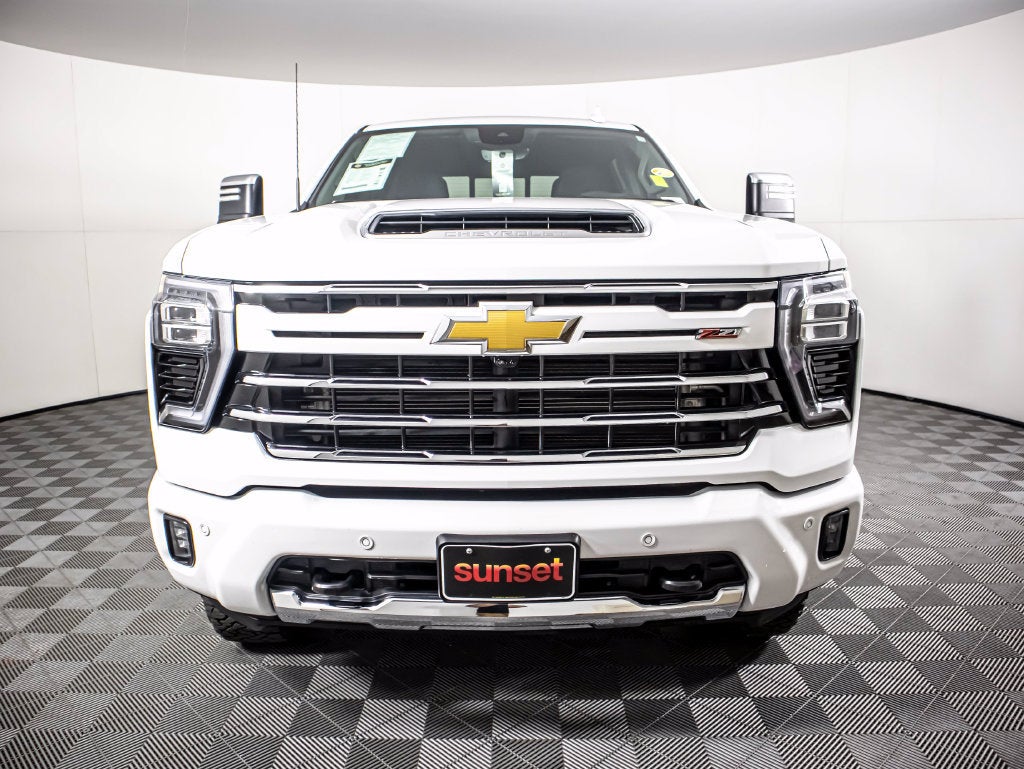 2025 Chevrolet Silverado 3500 HD LTZ