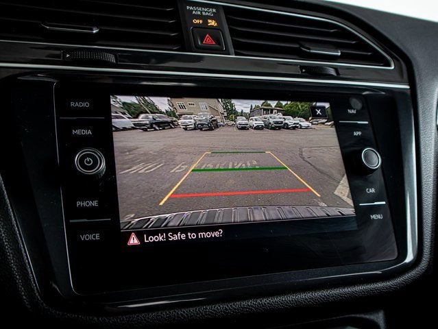 2024 Volkswagen Tiguan SEL R-Line