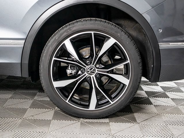 2024 Volkswagen Tiguan SEL R-Line