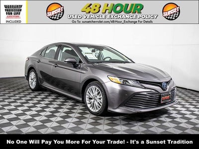 2020 Toyota Camry Hybrid XLE