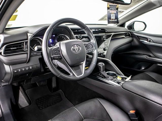 2020 Toyota Camry Hybrid XLE