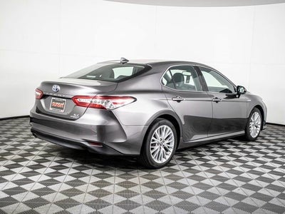 2020 Toyota Camry Hybrid XLE