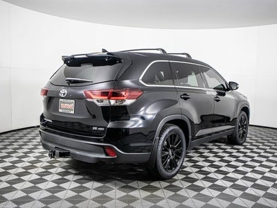 2019 Toyota Highlander SE