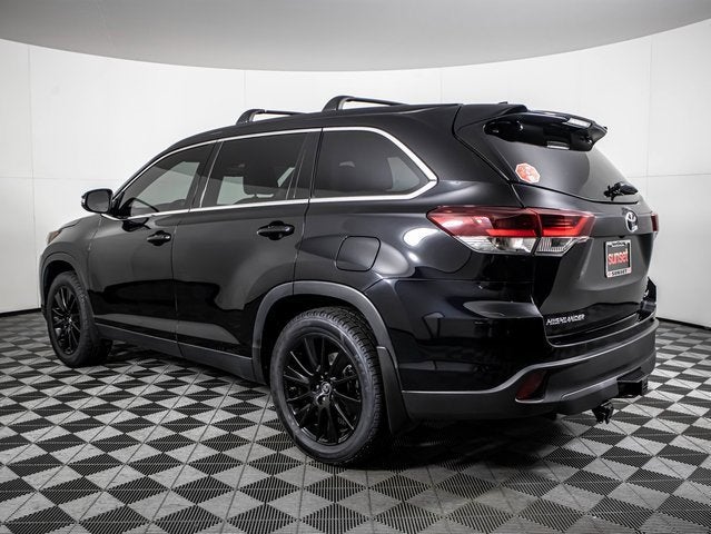2019 Toyota Highlander SE