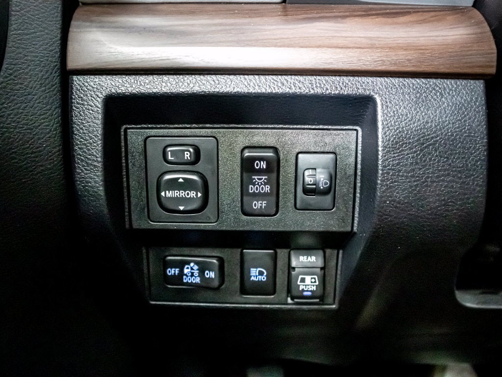 2018 Toyota Tundra 4WD SR