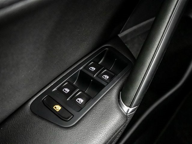 2018 Volkswagen e-Golf SEL Premium