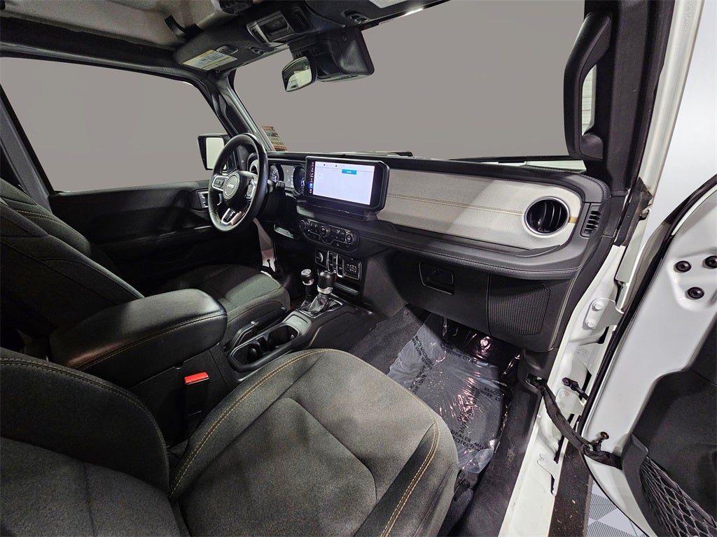 2024 Jeep Wrangler Sahara 4xe