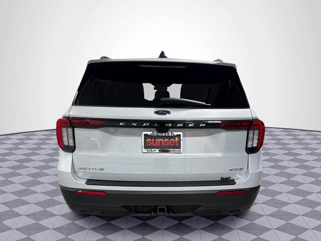 2025 Ford Explorer Active