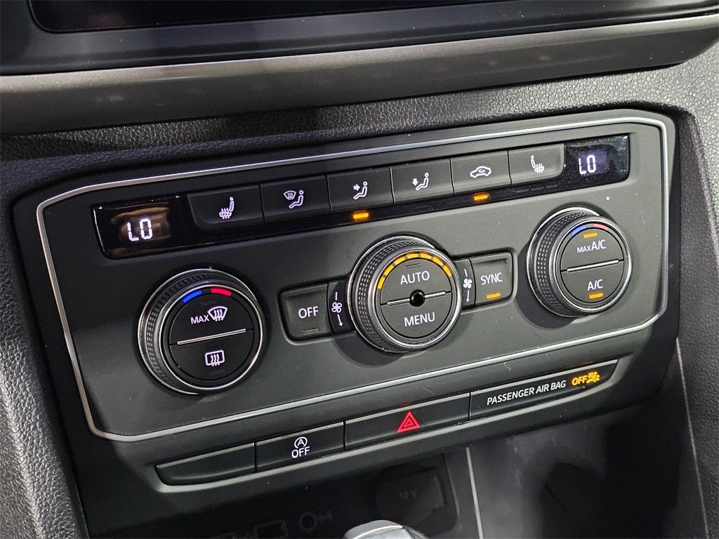 2020 Volkswagen Atlas Cross Sport 2.0T SE 4Motion