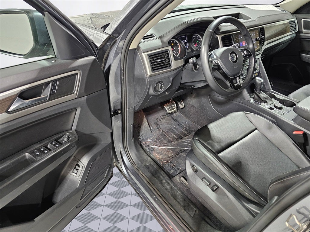 2020 Volkswagen Atlas 3.6L V6 SE R-Line