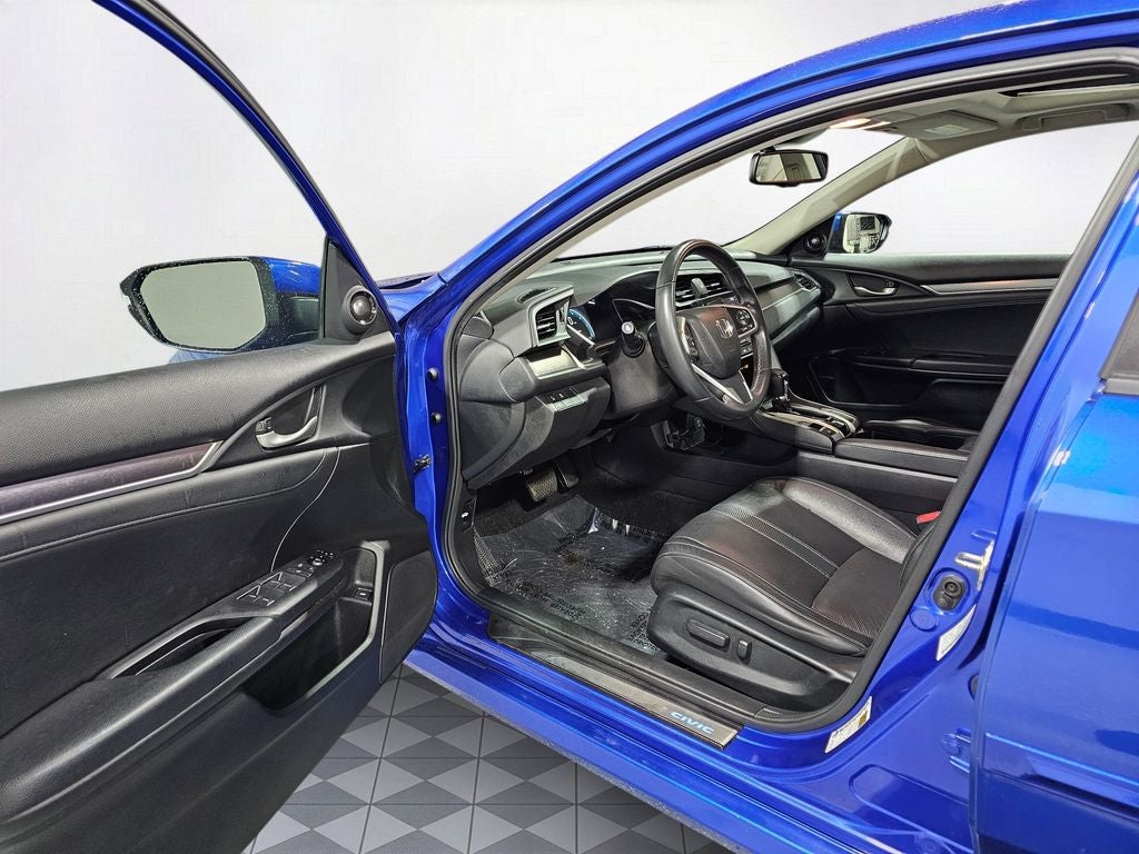 2017 Honda Civic Touring