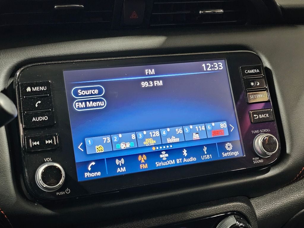 2023 Nissan Kicks SR