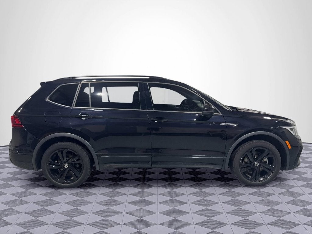 2024 Volkswagen Tiguan 2.0T SE R-Line Black