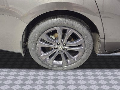 2022 Toyota Sienna LE 8 Passenger