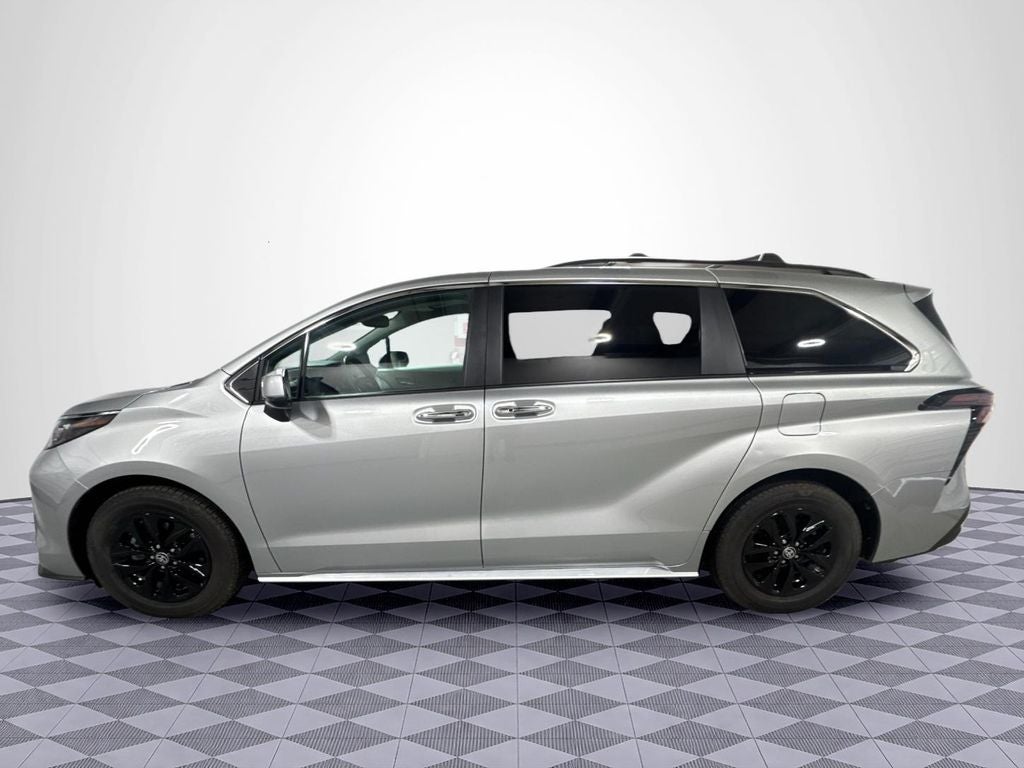 2024 Toyota Sienna XLE 7 Passenger