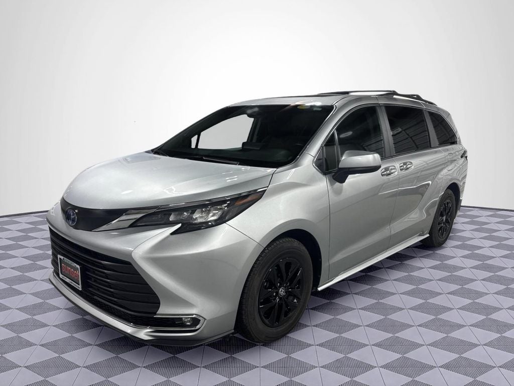 2024 Toyota Sienna XLE 7 Passenger