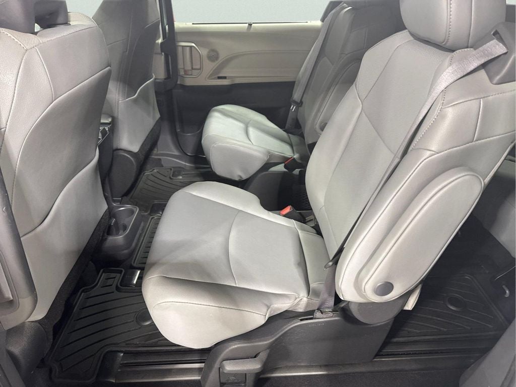 2024 Toyota Sienna XLE 7 Passenger