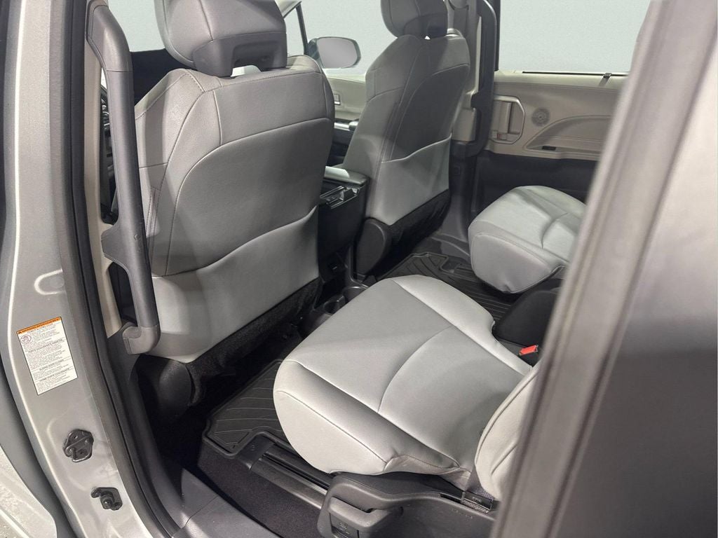 2024 Toyota Sienna XLE 7 Passenger