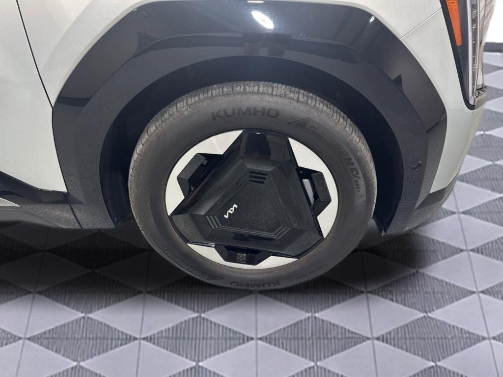 2026 Kia EV9 Light Long Range