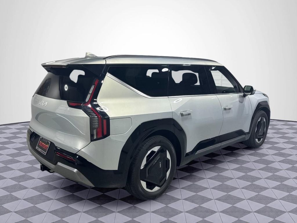 2026 Kia EV9 Light Long Range